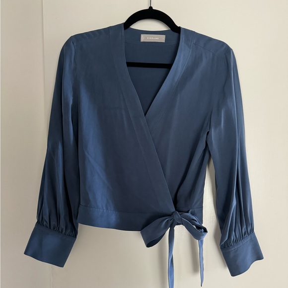 Everlane wrap top - Picture 2 of 4